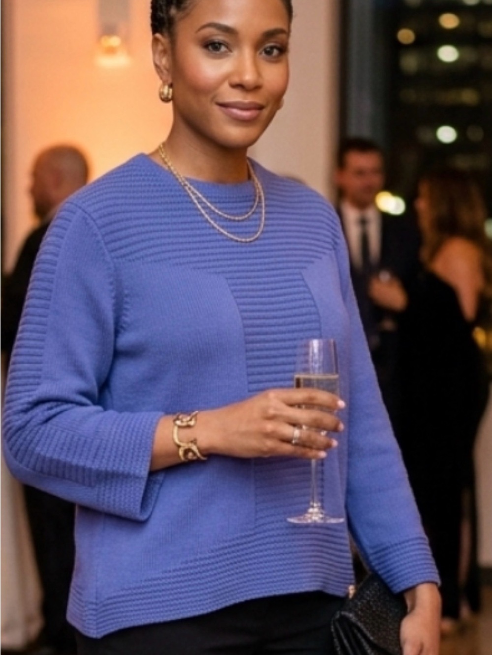 Relaxed Crewneck Cable knit Sweater in Periwinkle Blue